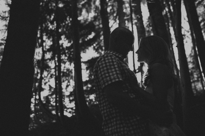 grouse mountain engagement photos vancouver
