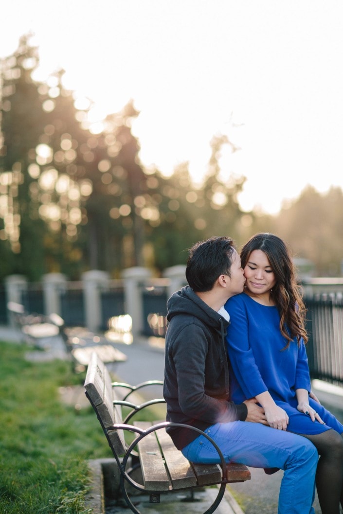couple portraits stanley park vancouver 6