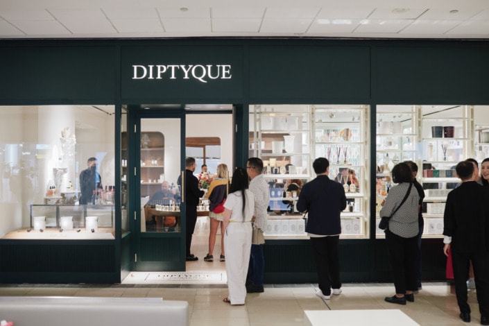 vancouver photographer for store openings diptyque