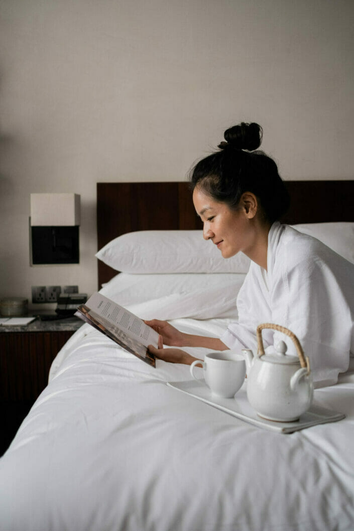 vancouver commercial photographer lifestyle branding hospitality women on hotel bed