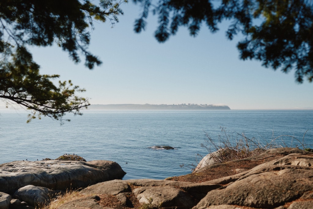 vancouver lighthouse park view