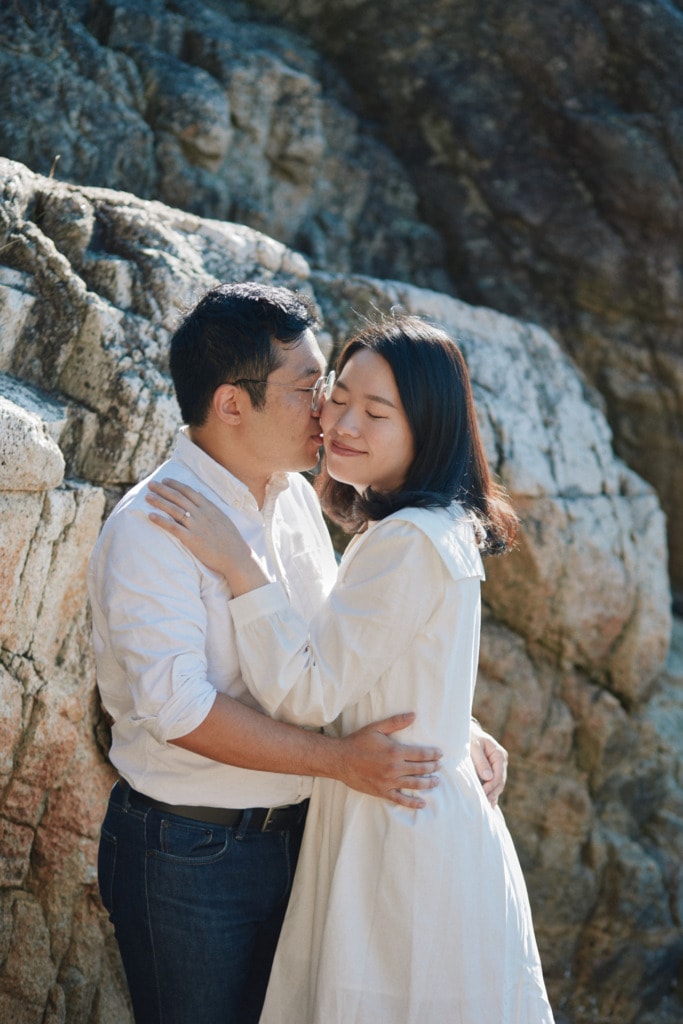 vancouver engagement photographer lighthouse park beach